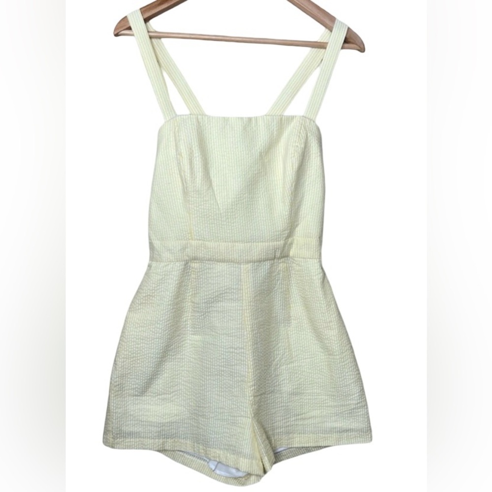 Hutch EUC yellow/white striped romper size 10